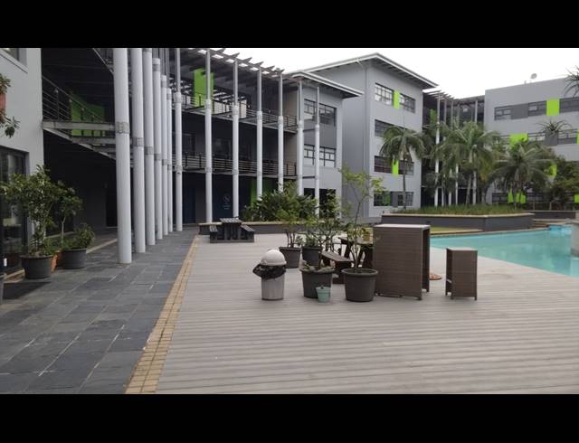 220M² OFFICE TO LET IN RIVERHORSE VALLEY